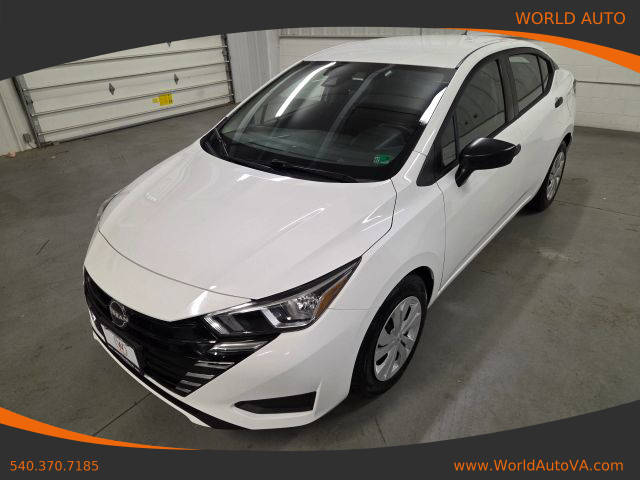 2023 Nissan Versa S FWD photo