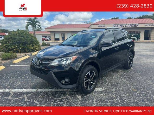 2015 Toyota RAV4 LE FWD photo