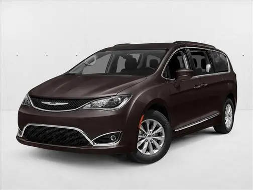2018 Chrysler Pacifica Minivan Touring L FWD photo