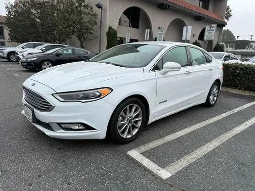 2017 Ford Fusion Hybrid SE FWD photo