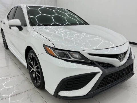 2022 Toyota Camry SE FWD photo