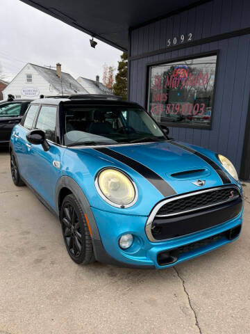 2015 MINI Hardtop 4 Door S FWD photo