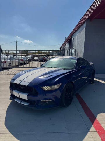 2015 Ford Mustang GT RWD photo
