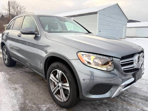 2016 Mercedes-Benz GLC-Class GLC 300 AWD photo