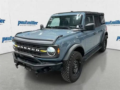 2022 Ford Bronco 4 Door Black Diamond 4WD photo