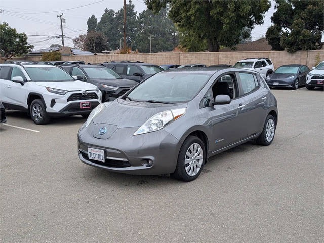 2015 Nissan Leaf S FWD photo