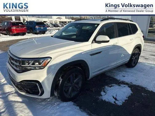 2021 Volkswagen Atlas 3.6L V6 SE w/Technology R-Line AWD photo