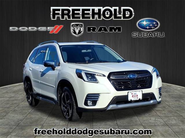 2022 Subaru Forester Touring AWD photo