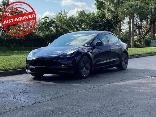 2023 Tesla Model 3 RWD photo