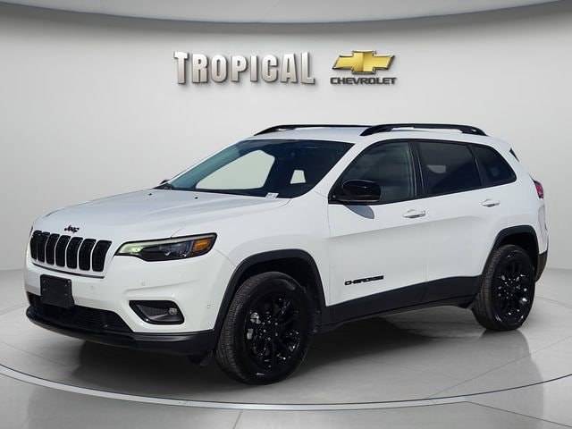 2023 Jeep Cherokee Altitude Lux 4WD photo