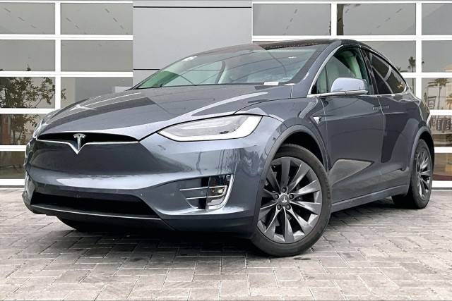 2018 Tesla Model X 75D AWD photo
