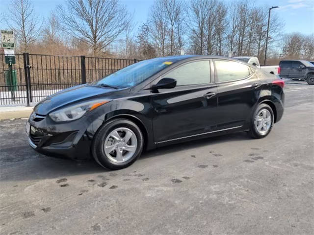 2015 Hyundai Elantra SE FWD photo