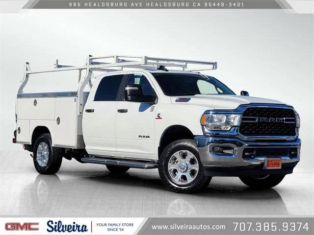 2023 Ram 3500 Big Horn 4WD photo