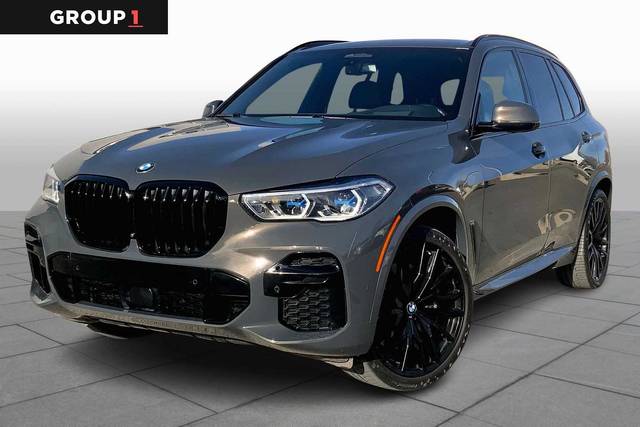 2022 BMW X5 M50i AWD photo
