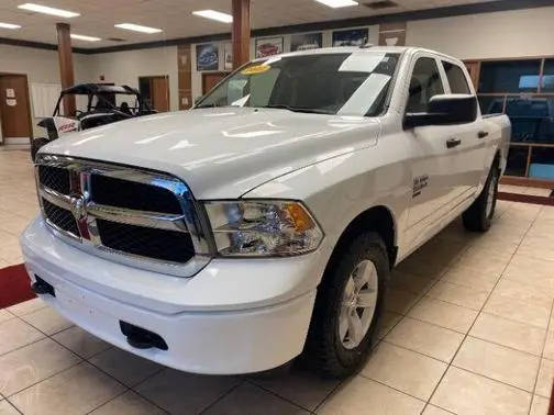 2022 Ram 1500 SLT 4WD photo