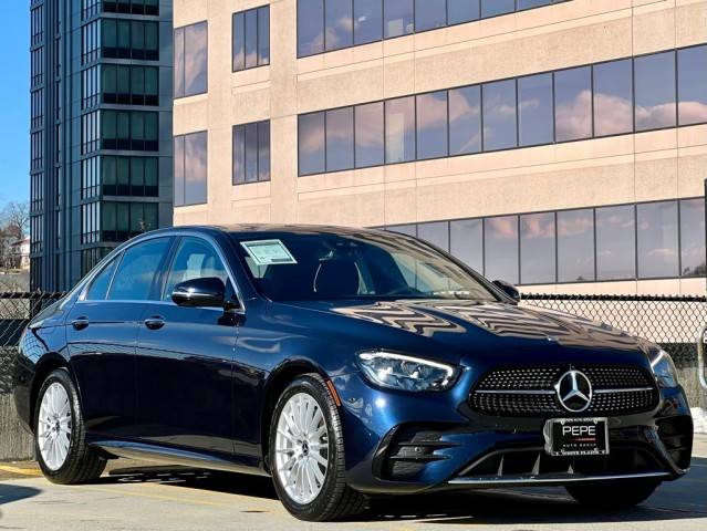 2022 Mercedes-Benz E-Class E 350 AWD photo