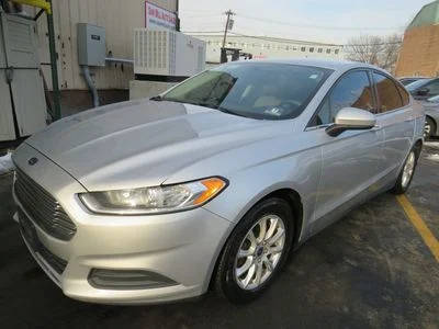 2016 Ford Fusion S FWD photo
