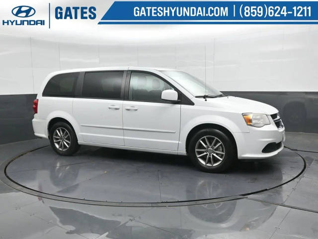 2016 Dodge Grand Caravan SE Plus FWD photo