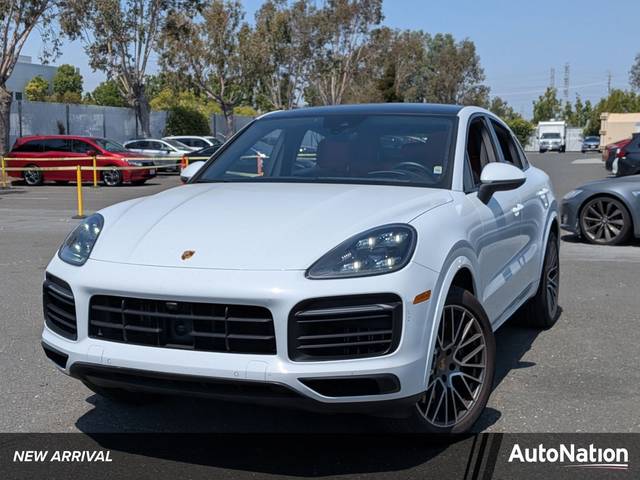 2022 Porsche Cayenne Coupe Platinum Edition AWD photo