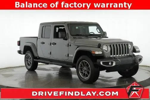 2023 Jeep Gladiator Overland 4WD photo