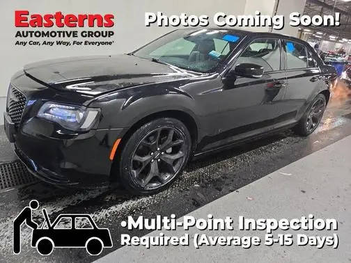 2022 Chrysler 300 300S RWD photo