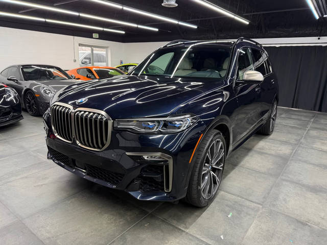 2020 BMW X7 M50i AWD photo