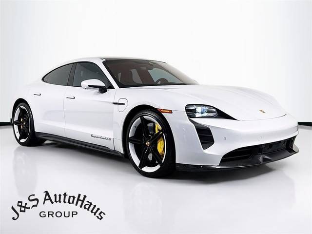 2021 Porsche Taycan Turbo S AWD photo
