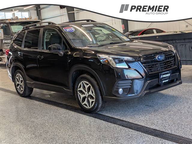 2023 Subaru Forester Premium AWD photo