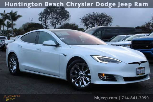 2020 Tesla Model S Long Range Plus AWD photo