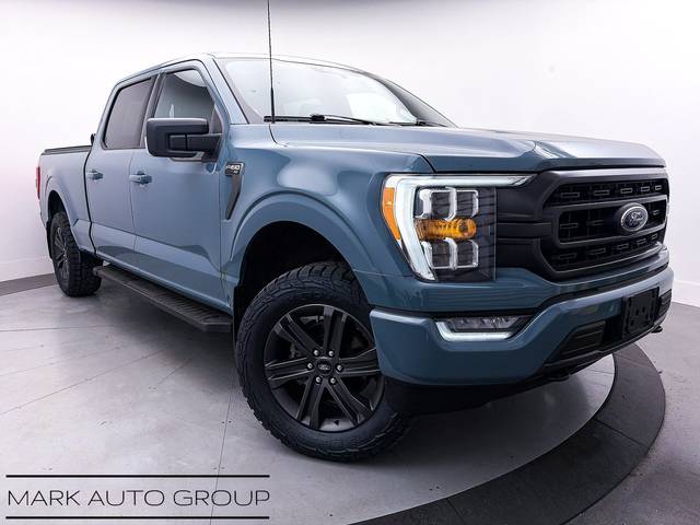 2023 Ford F-150 XLT 4WD photo