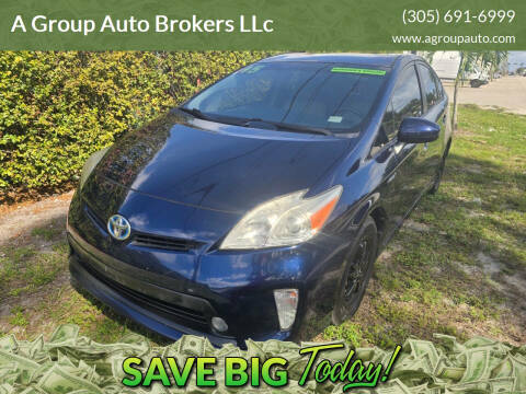2015 Toyota Prius Two FWD photo