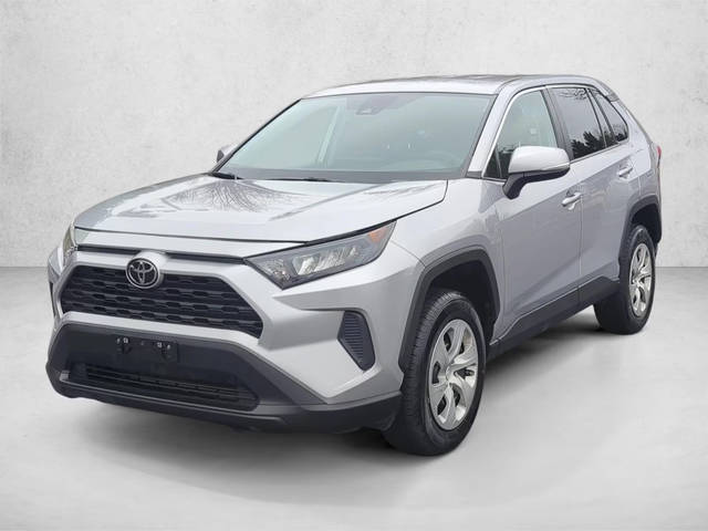 2022 Toyota RAV4 LE AWD photo