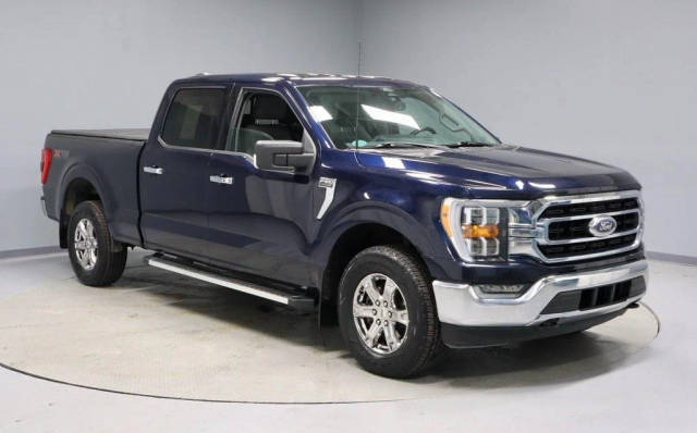 2022 Ford  XLT 4WD photo