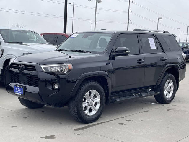 2022 Toyota 4Runner SR5 Premium 4WD photo