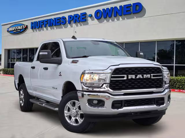 2023 Ram 2500 Big Horn 4WD photo