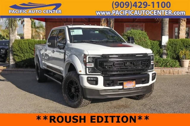 2022 Ford F-250 Super Duty LARIAT 4WD photo