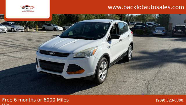 2016 Ford Escape S FWD photo