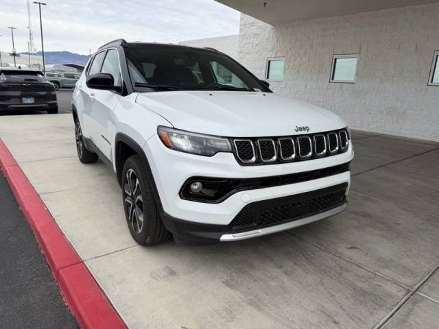 2023 Jeep Compass Limited 4WD photo