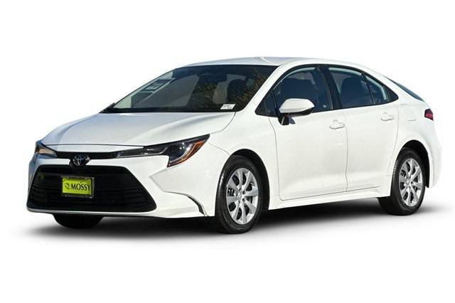 2023 Toyota Corolla LE FWD photo