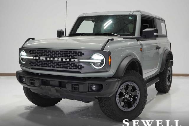 2023 Ford Bronco 2 Door Badlands 4WD photo