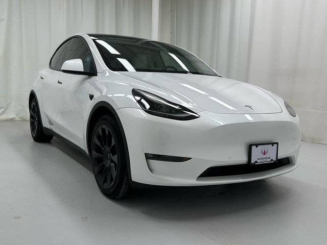 2022 Tesla Model Y Long Range AWD photo