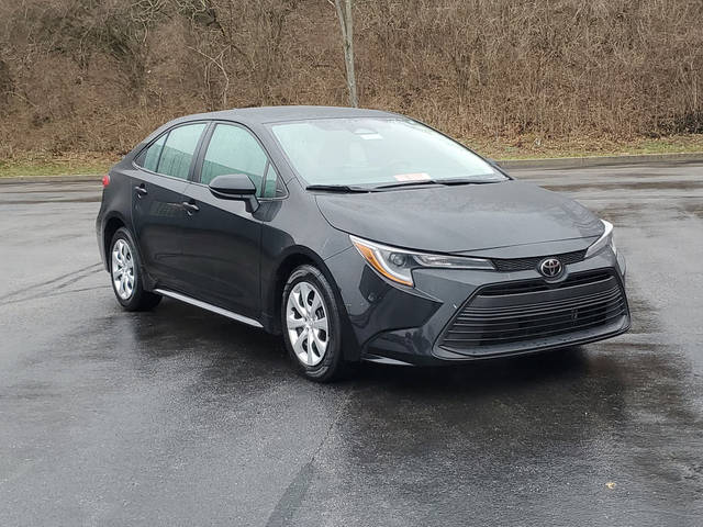 2023 Toyota Corolla LE FWD photo