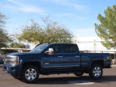 2016 Chevrolet Silverado 2500HD High Country 4WD photo