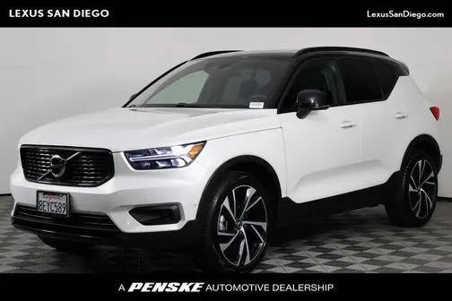 2019 Volvo XC40 R-Design AWD photo
