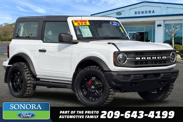 2022 Ford Bronco 2 Door Base 4WD photo