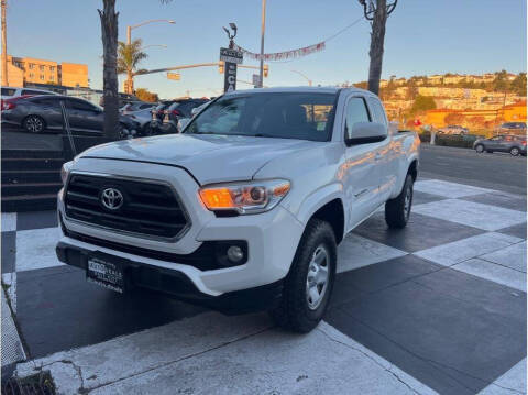 2016 Toyota Tacoma SR5 4WD photo