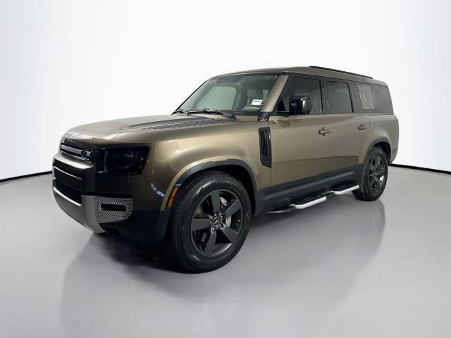 2023 Land Rover Defender 130 SE AWD photo