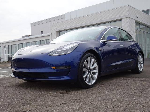 2020 Tesla Model 3 Standard Range RWD photo