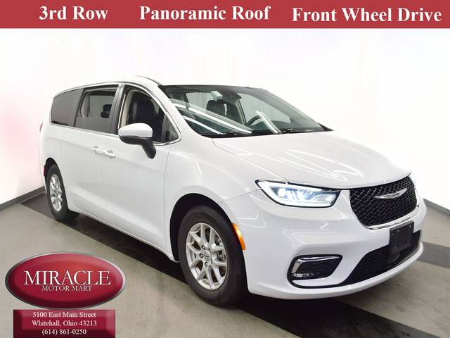 2023 Chrysler Pacifica Minivan Touring L FWD photo