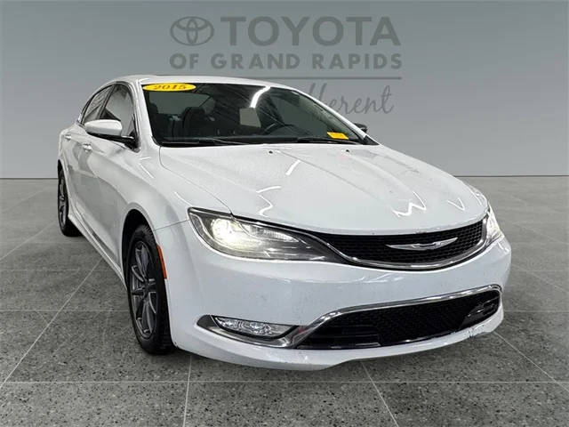 2015 Chrysler 200 C AWD photo